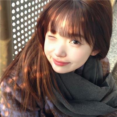 早餐时女歌迷快闪